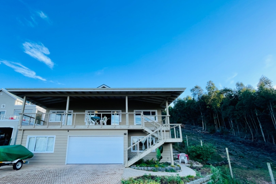 5 Bedroom Property for Sale in Narnia Western Cape